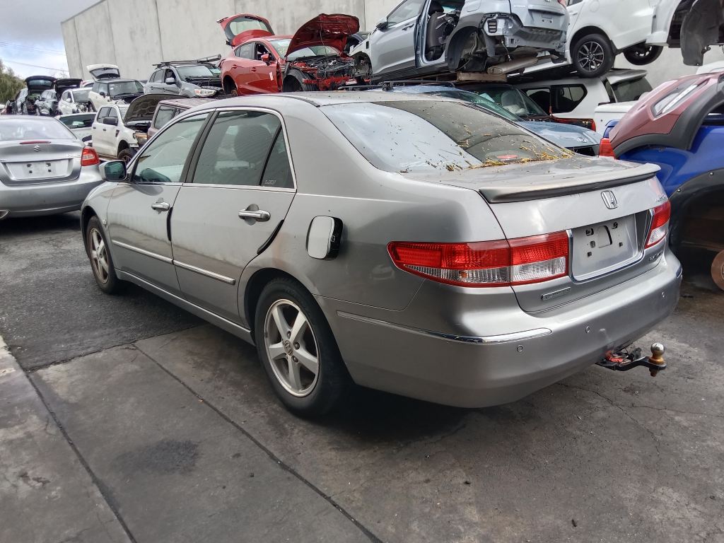 Honda Accord 2005 Grey Wrecking