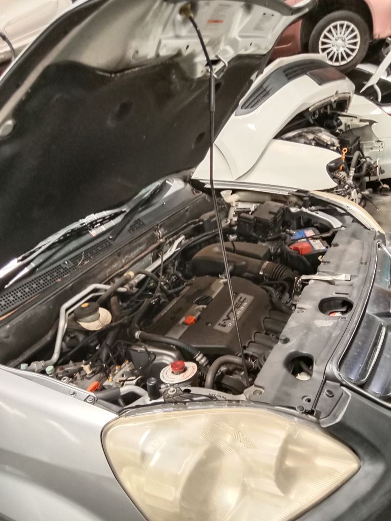 Honda CRV 2006 Silver Wrecking