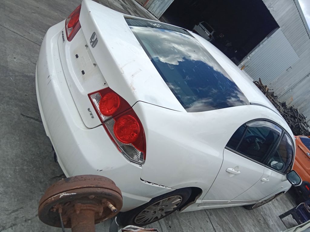 Honda Civic 2007 White Wrecking