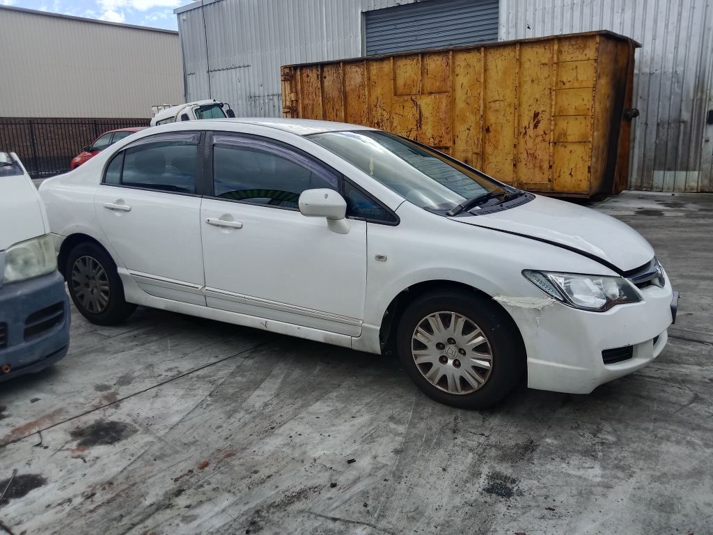 Honda Civic 2007 White Wrecking