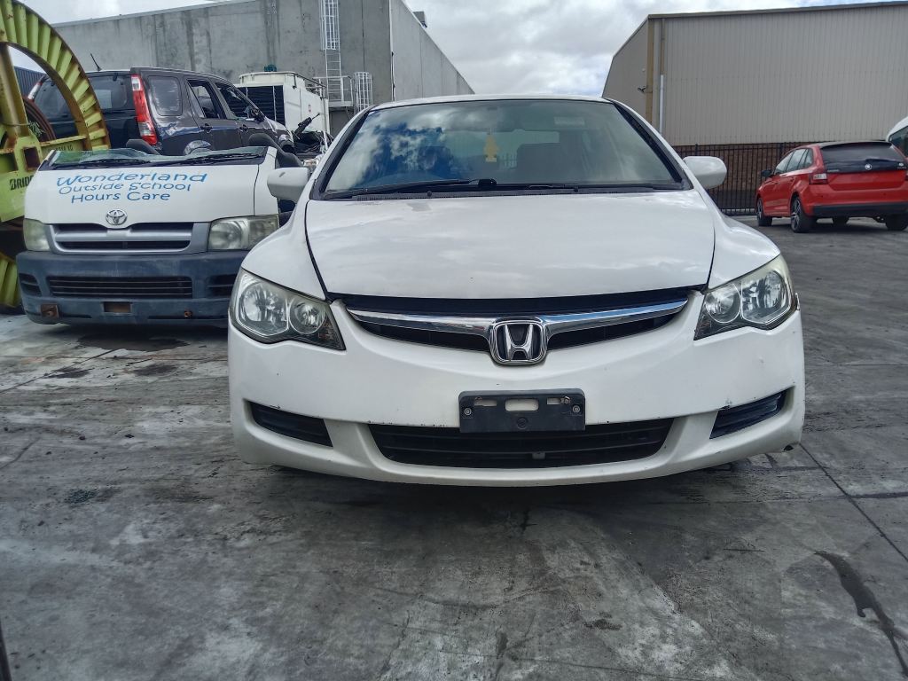 Honda Civic 2007 White Wrecking