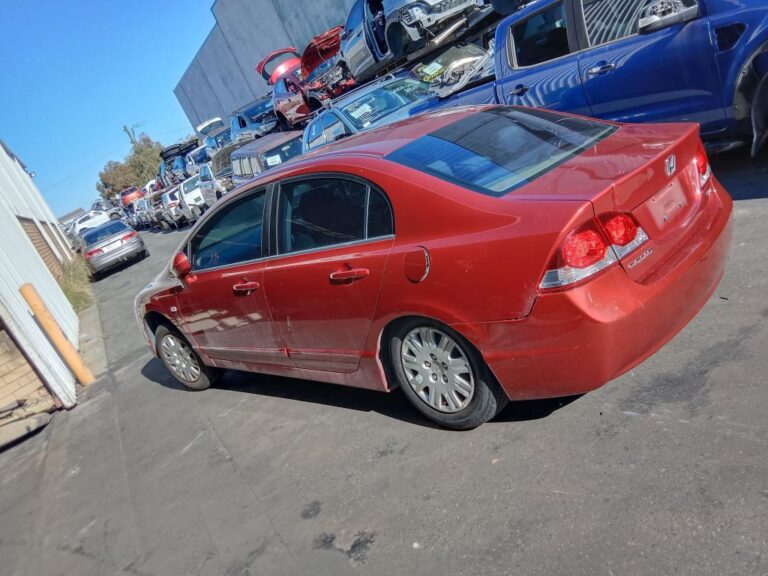 Honda Civic 2010 orange Wrecking