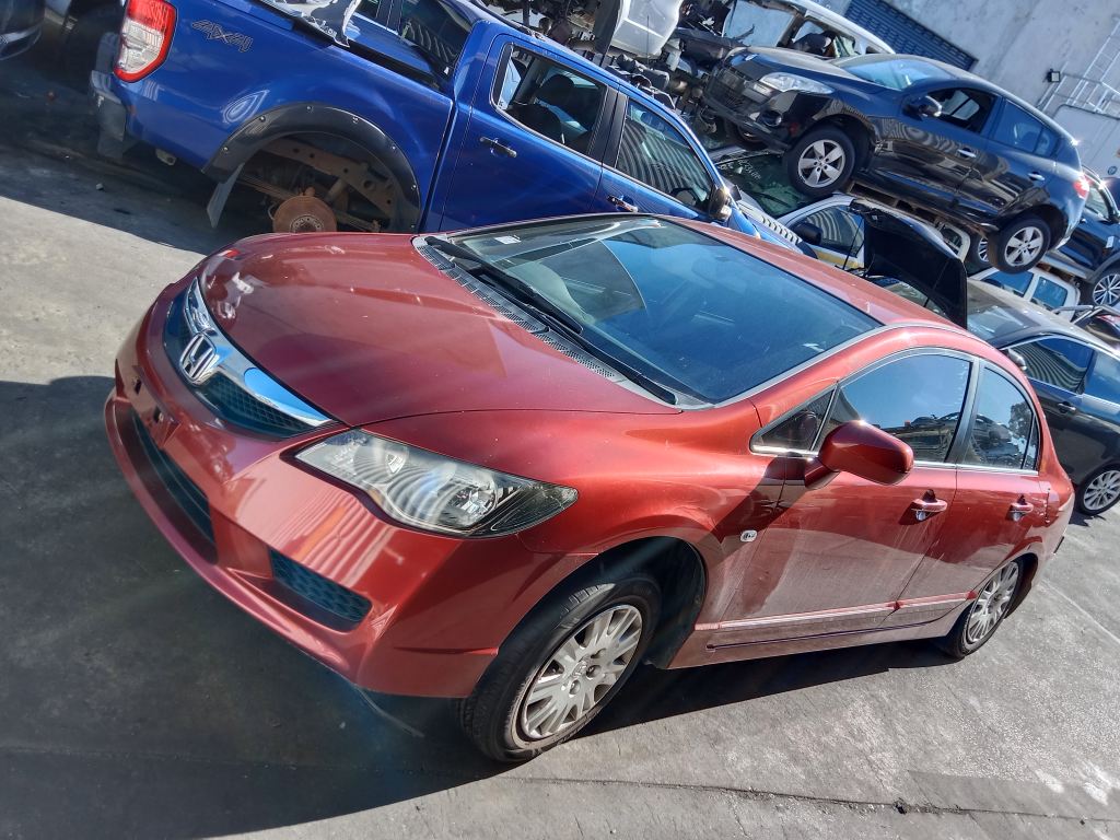 Honda Civic 2010 orange Wrecking