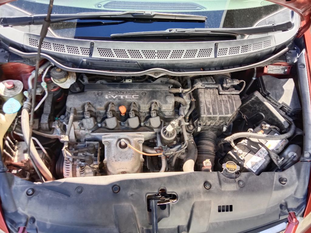 Honda Civic 2010 orange Wrecking
