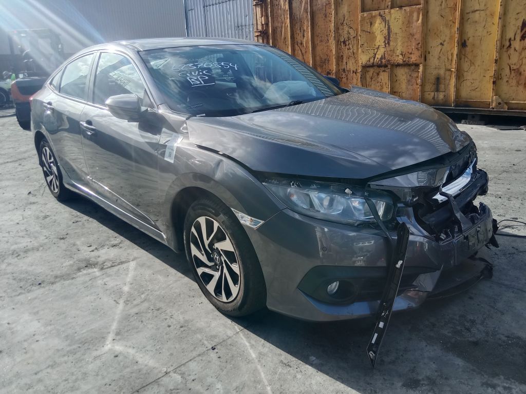 Honda Civic 2016 Grey Wrecking