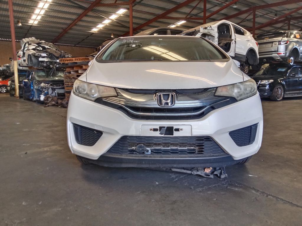 Honda Fit Hybrid 2013 White Wrecking