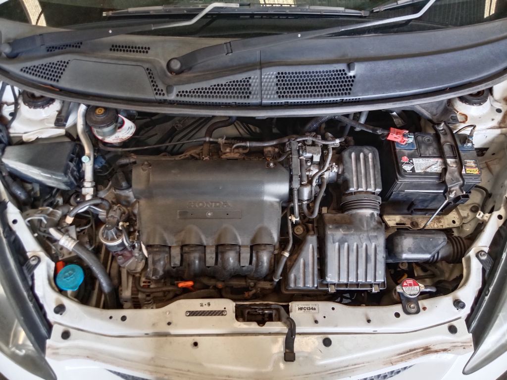 Honda jazz 2005 White Wrecking