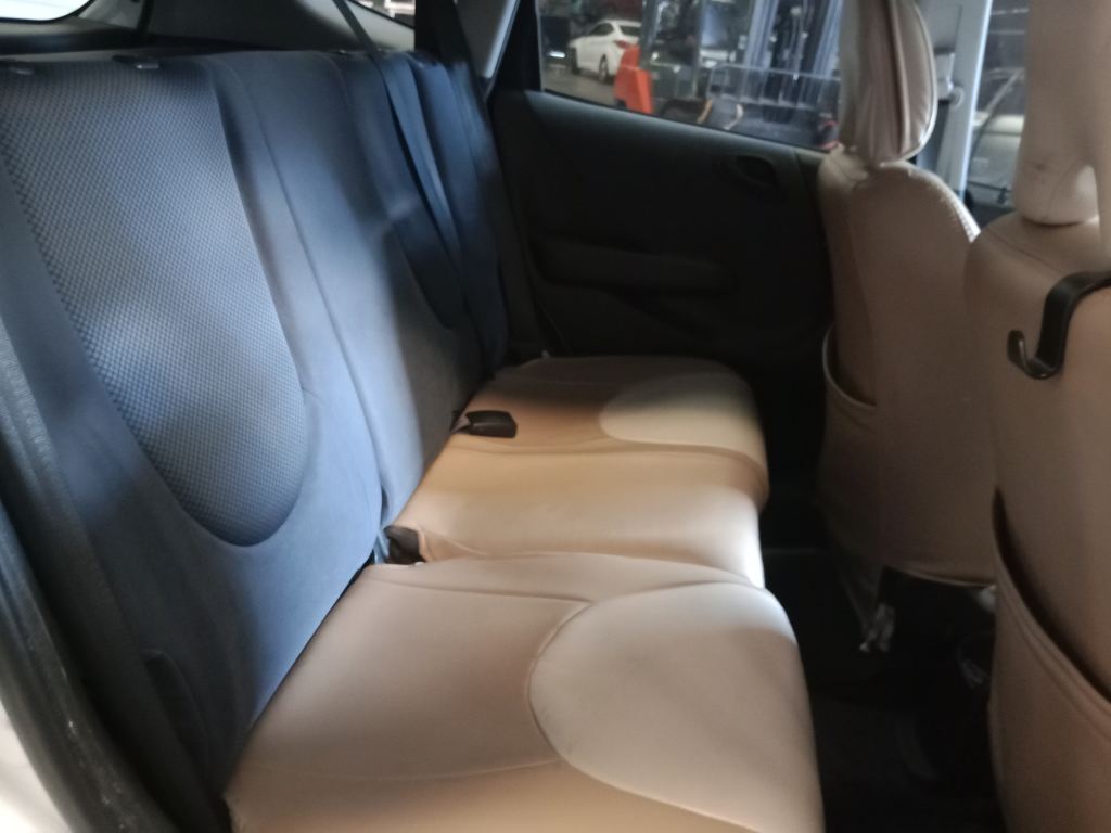 Honda jazz 2005 White Wrecking