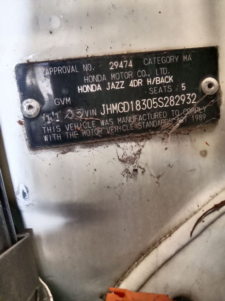 Honda jazz 2005 White Wrecking