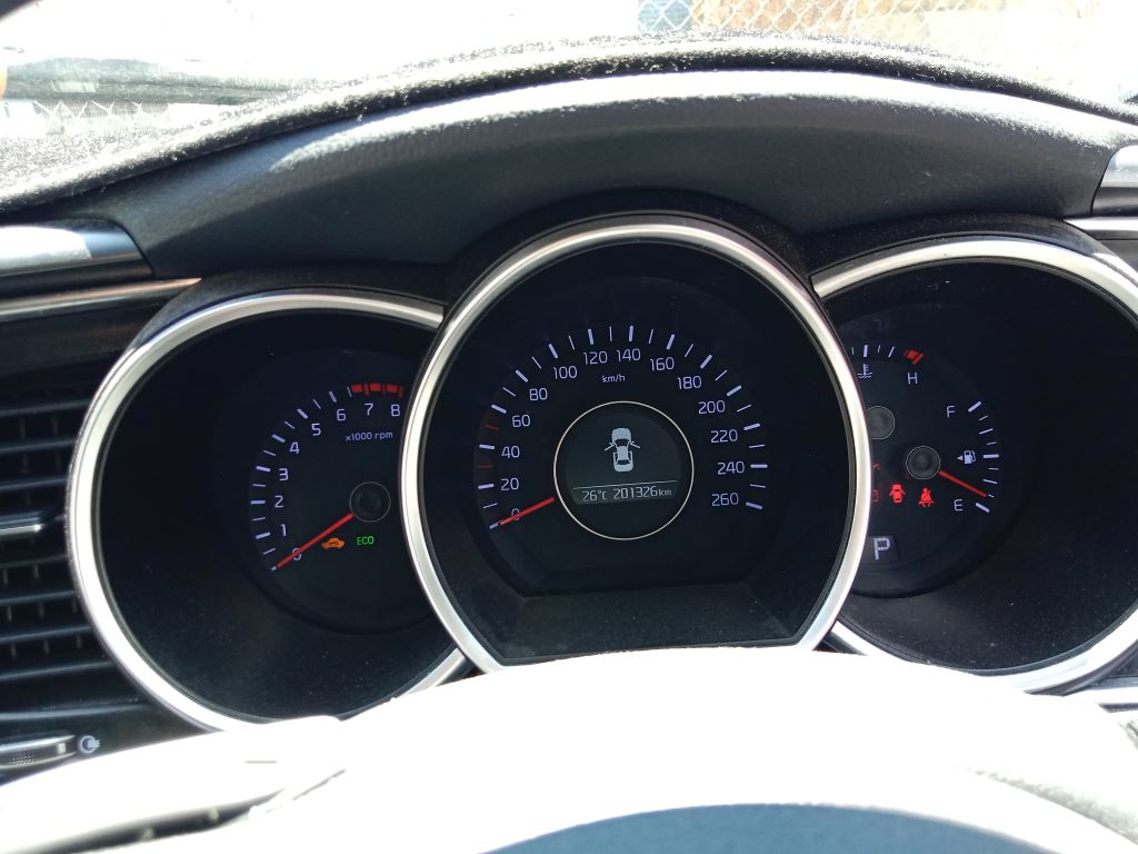 KIA Optima 2014 White Wrecking