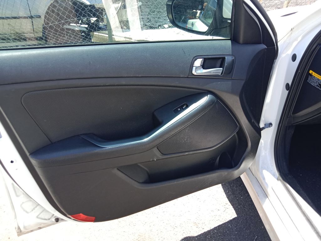 KIA Optima 2014 White Wrecking