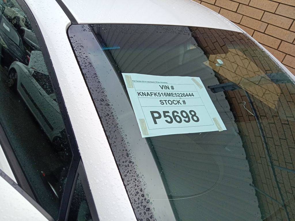 Kia Cerato 2014 hatchback White Wrecking