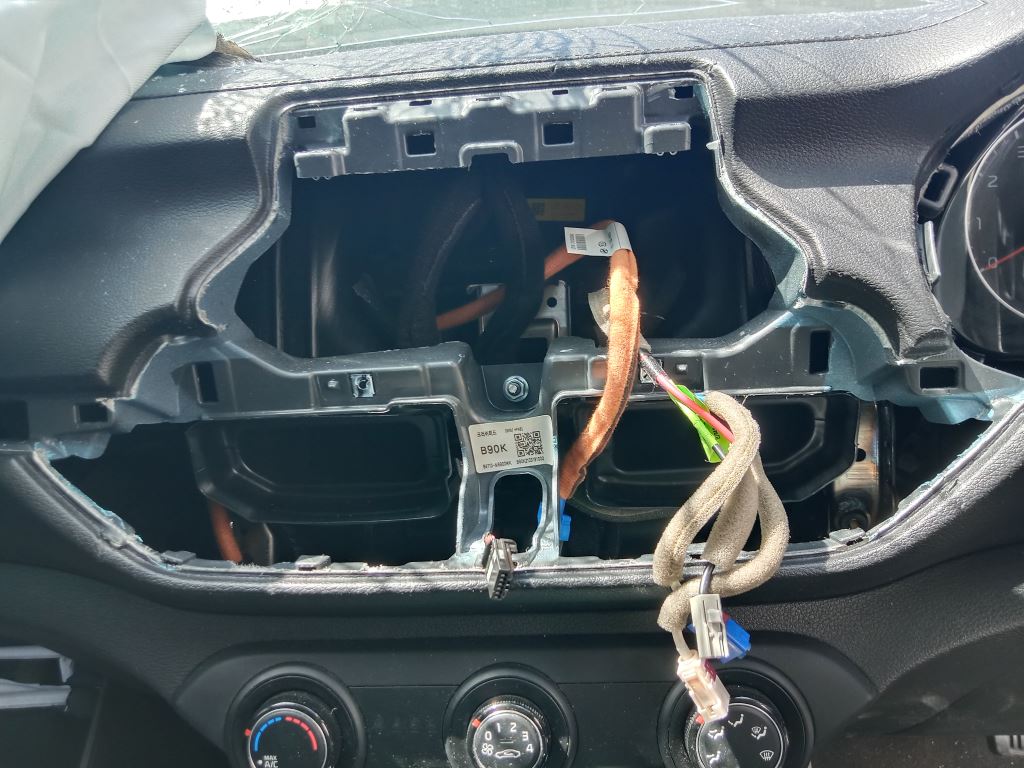 Kia Cerato 2021 White Wrecking