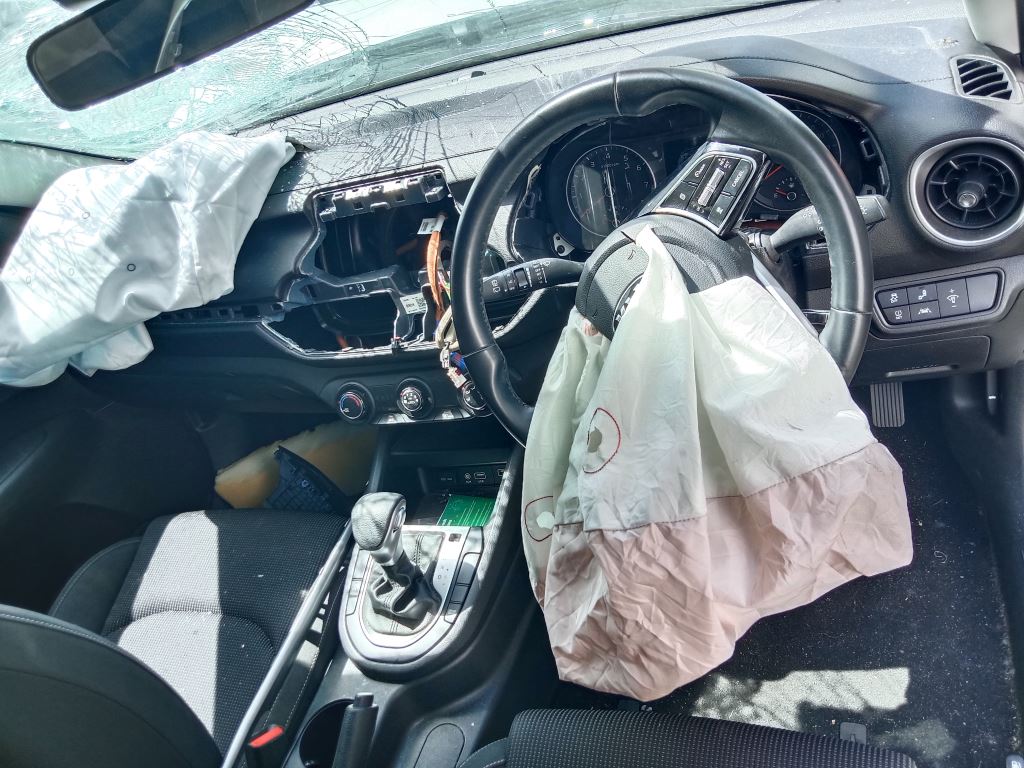 Kia Cerato 2021 White Wrecking