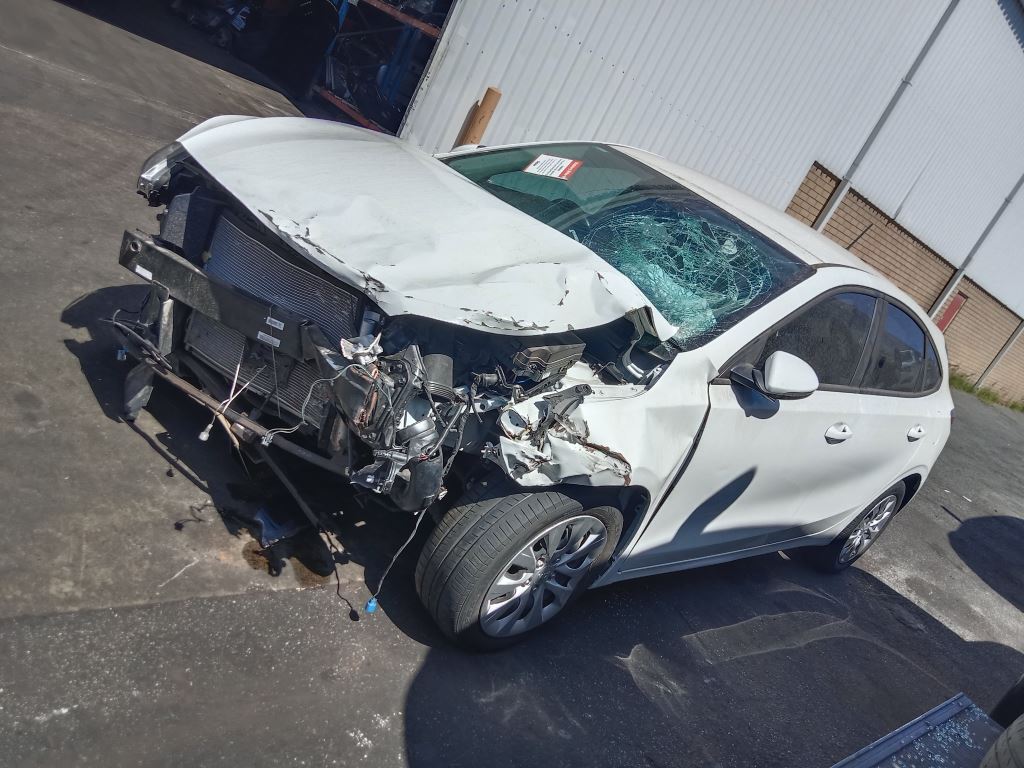 Kia Cerato 2021 White Wrecking