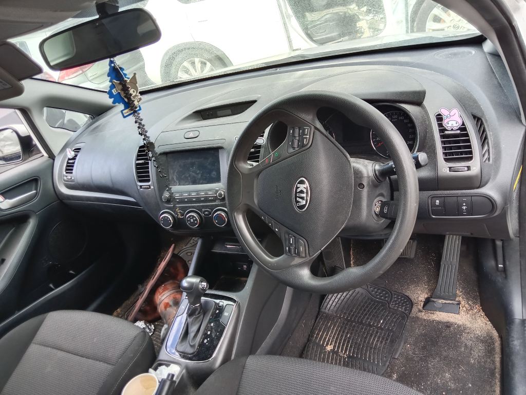 Kia Cerato hatchback 2018 White Wrecking