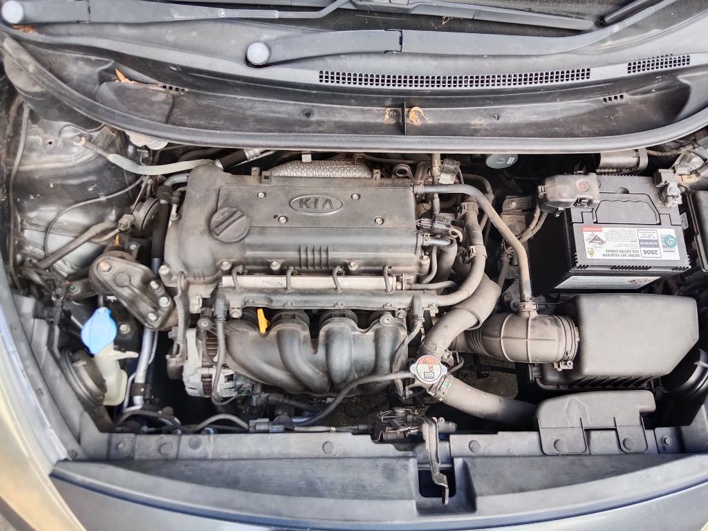 Kia Rio 2014 Grey Wrecking
