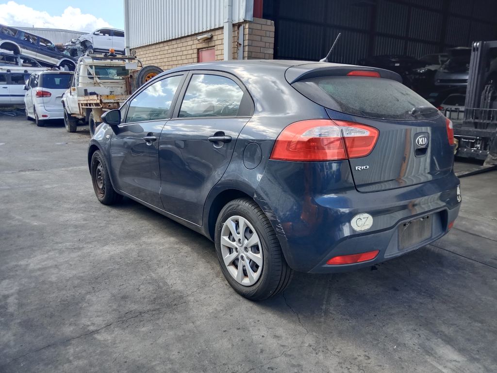 Kia Rio 2014 Grey Wrecking