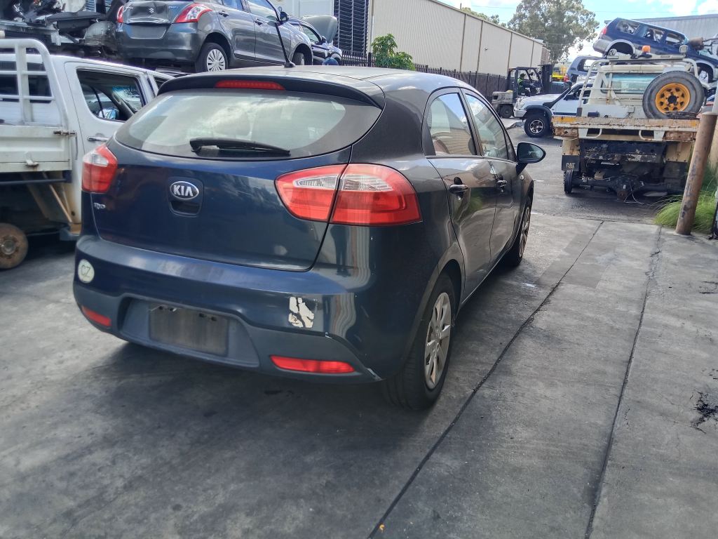 Kia Rio 2014 Grey Wrecking