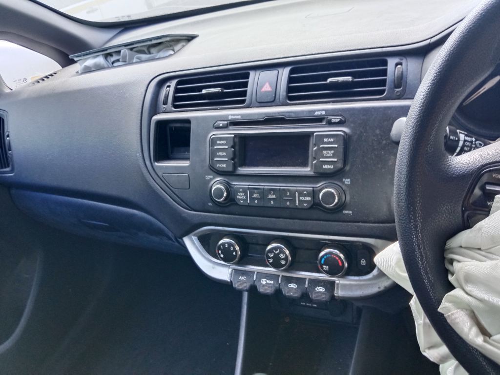 Kia Rio 2014 Grey Wrecking