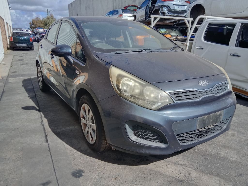 Kia Rio 2014 Grey Wrecking