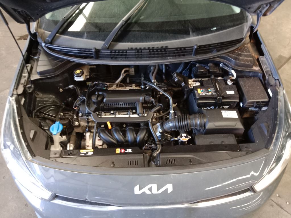 Kia Rio 2022 Grey Wrecking