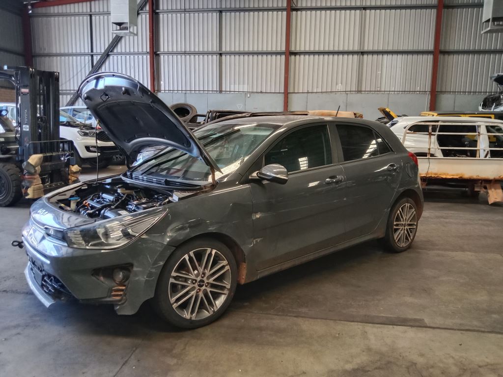 Kia Rio 2022 Grey Wrecking