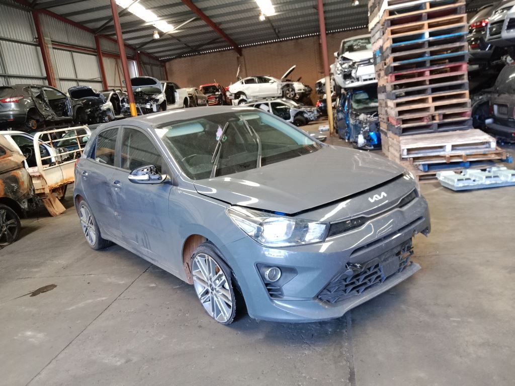 Kia Rio 2022 Grey Wrecking
