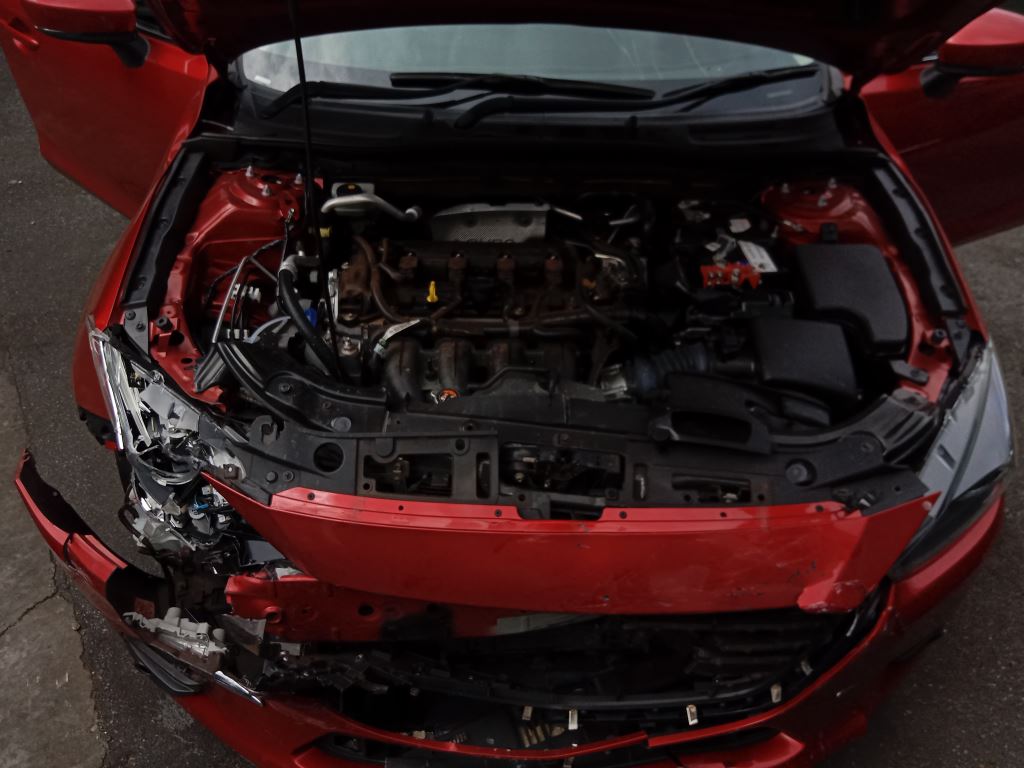 Mazda 3 2017 Red Wrecking - Image 16