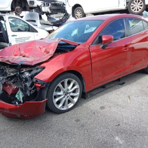 Mazda 3 hatchback 2015 Red Wrecking