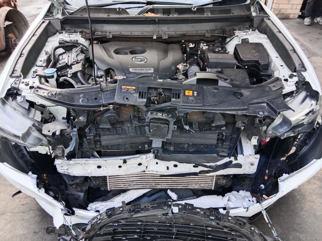 Mazda CX-9 2019 White Wrecking