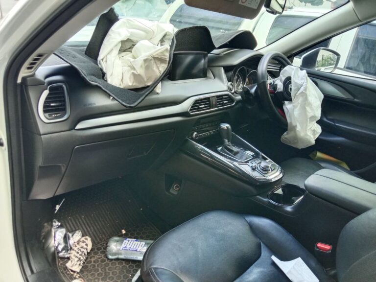 Mazda CX-9 2019 White Wrecking