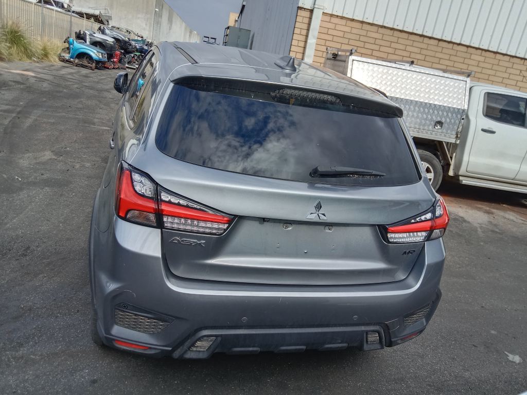 Mitsubishi ASX 2024 Grey Wrecking