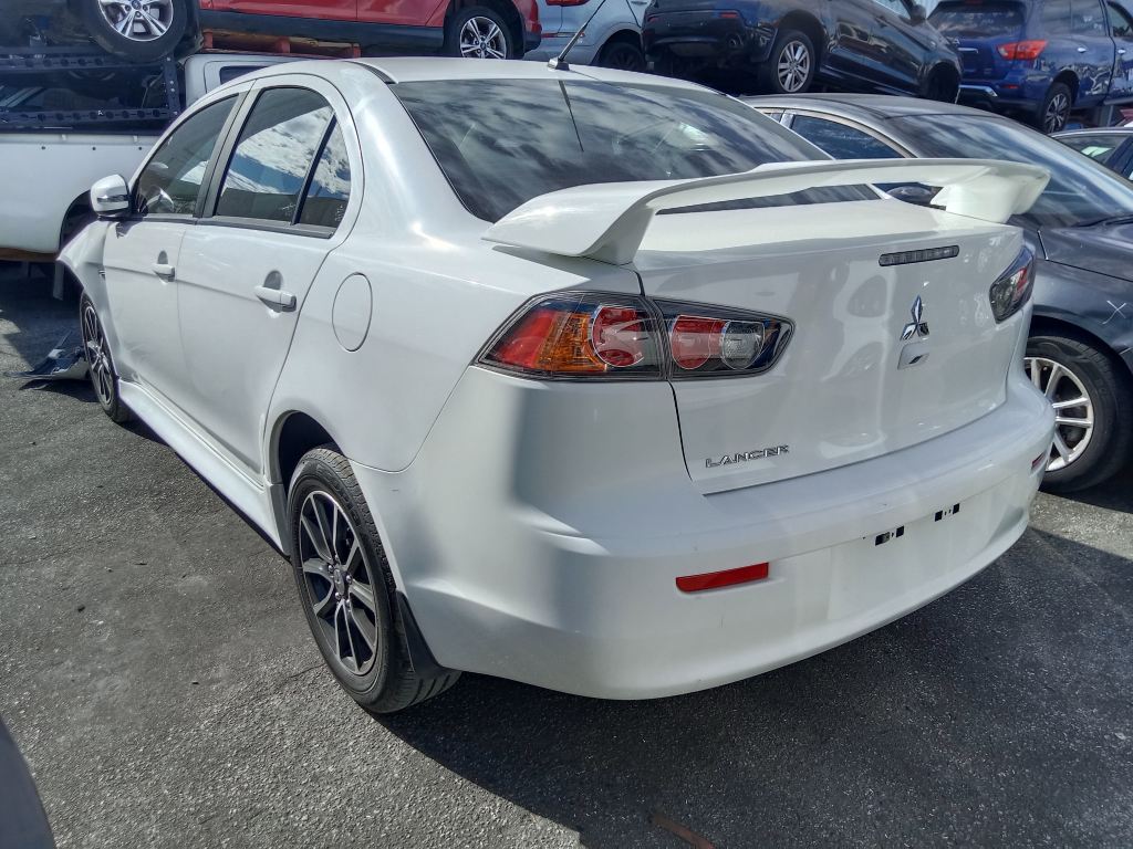Mitsubishi Lancer 2017 White Wrecking