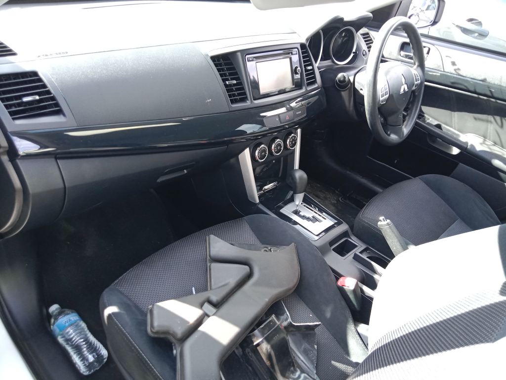 Mitsubishi Lancer 2017 White Wrecking