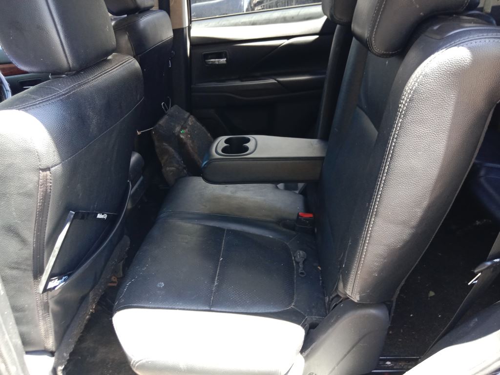 Mitsubishi Outlander 2012 Blue Wrecking