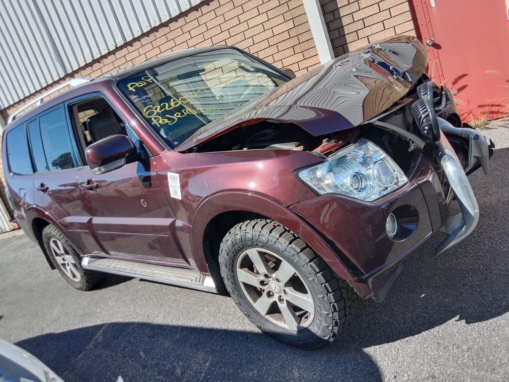 Mitsubishi Pajero 2008 Maroon Wrecking