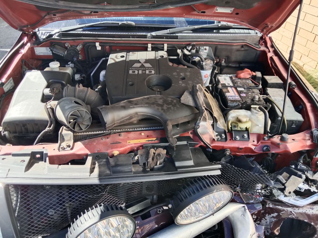 Mitsubishi Pajero 2008 Maroon Wrecking