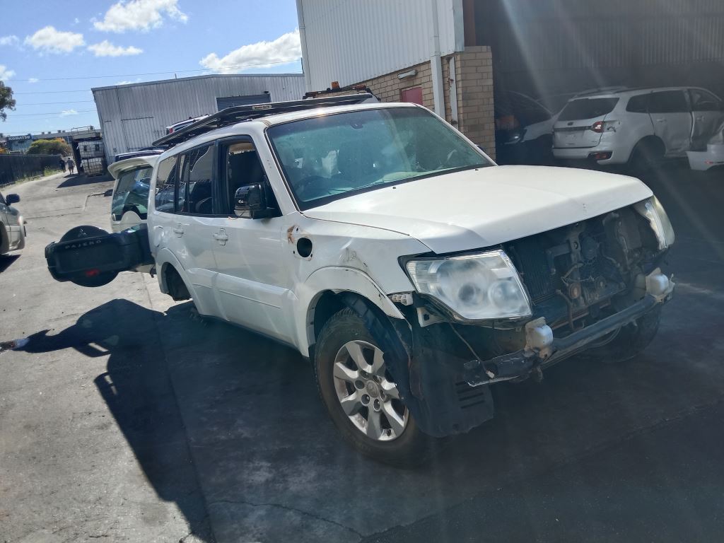 Mitsubishi Pajero 2013 White Wrecking
