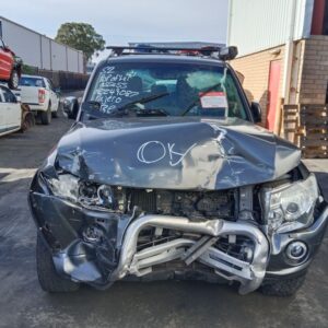 Mitsubishi Pajero 2014 Grey Wrecking