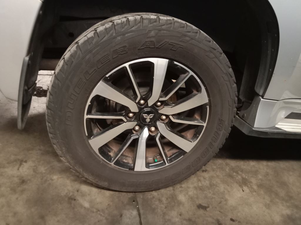 Mitsubishi Pajero Sport 2017 Silver Wrecking