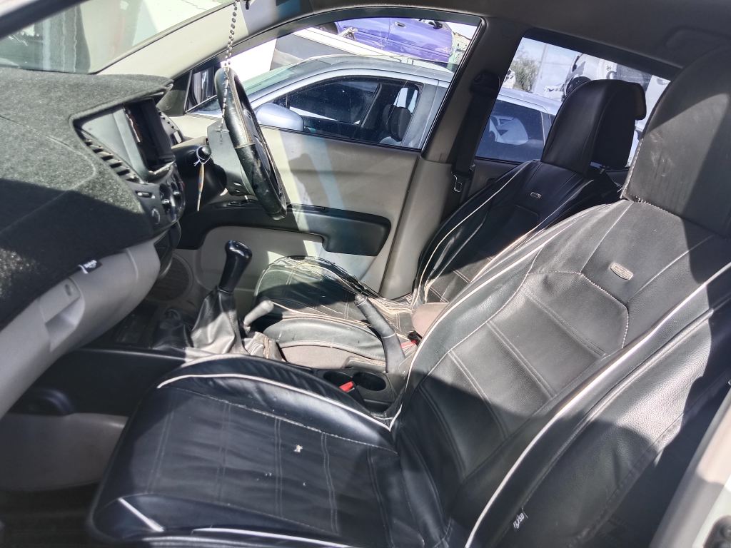 Mitsubishi Triton 2012 White Wrecking