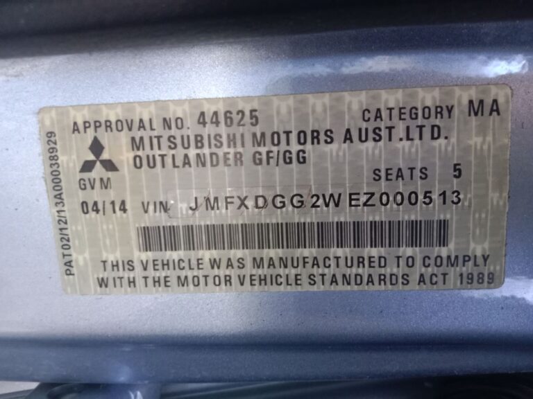 Mitsubishi outlander 2014 hybrid Blue Wrecking