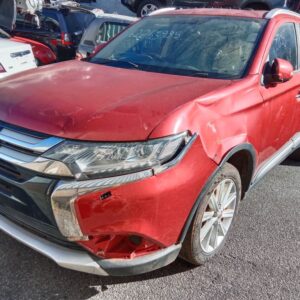 Mitsubishi outlander 2015 Red Wrecking