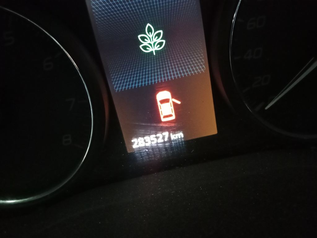 Mitsubishi outlander 2016 White Wrecking