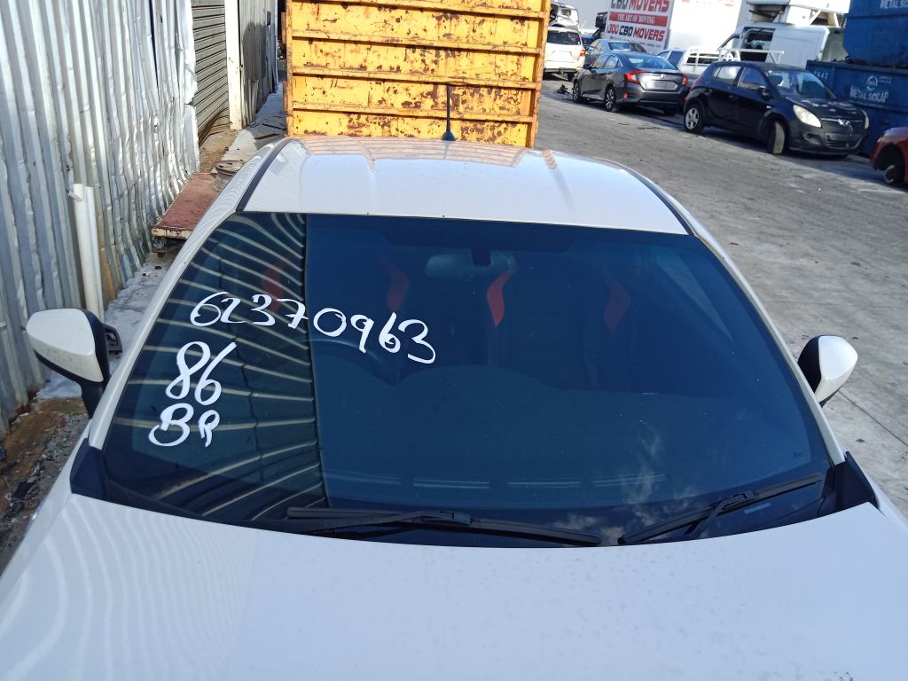 Toyota 86 2012 White Wrecking