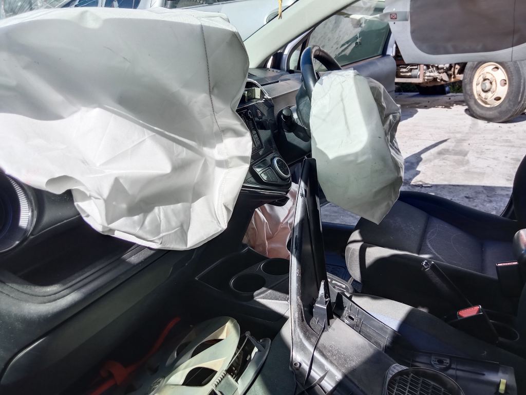 Toyota Prius C 2017 Silver Wrecking