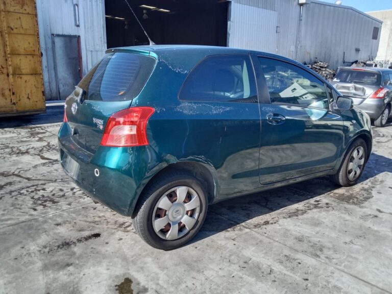 Toyota Yaris 2005 Green Wrecking