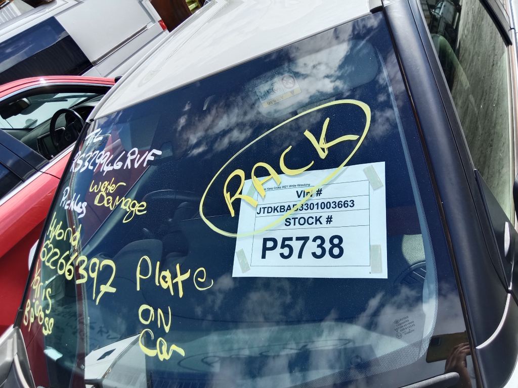 Toyota Yaris Cross 2021 White Wrecking