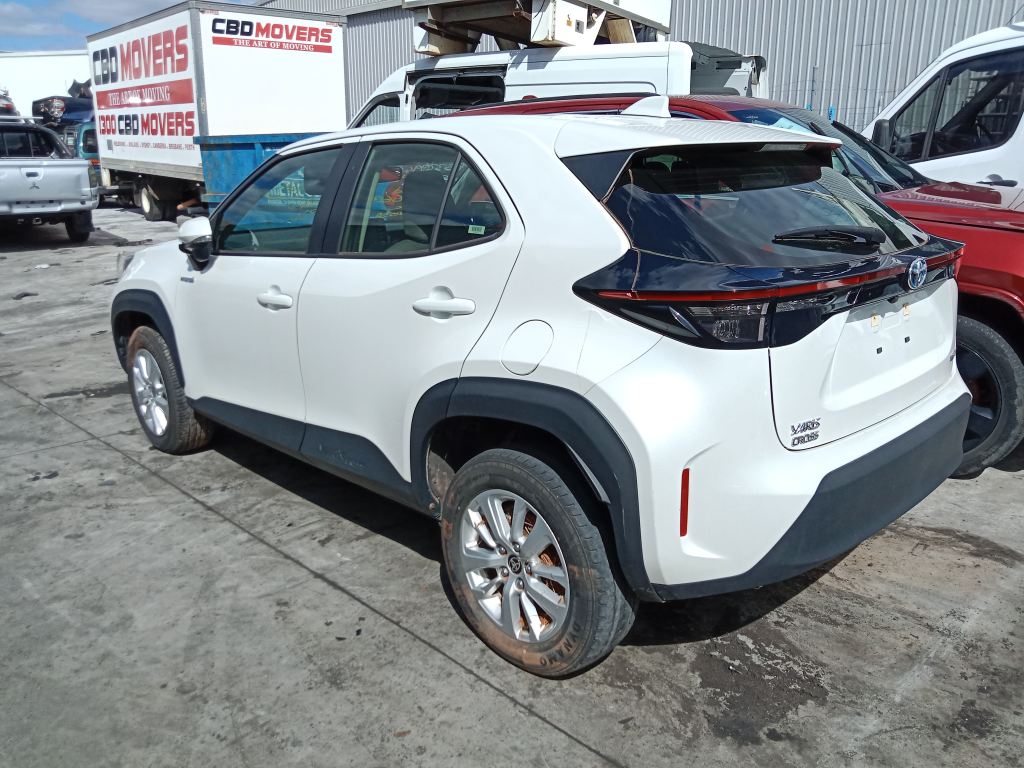 Toyota Yaris Cross 2021 White Wrecking